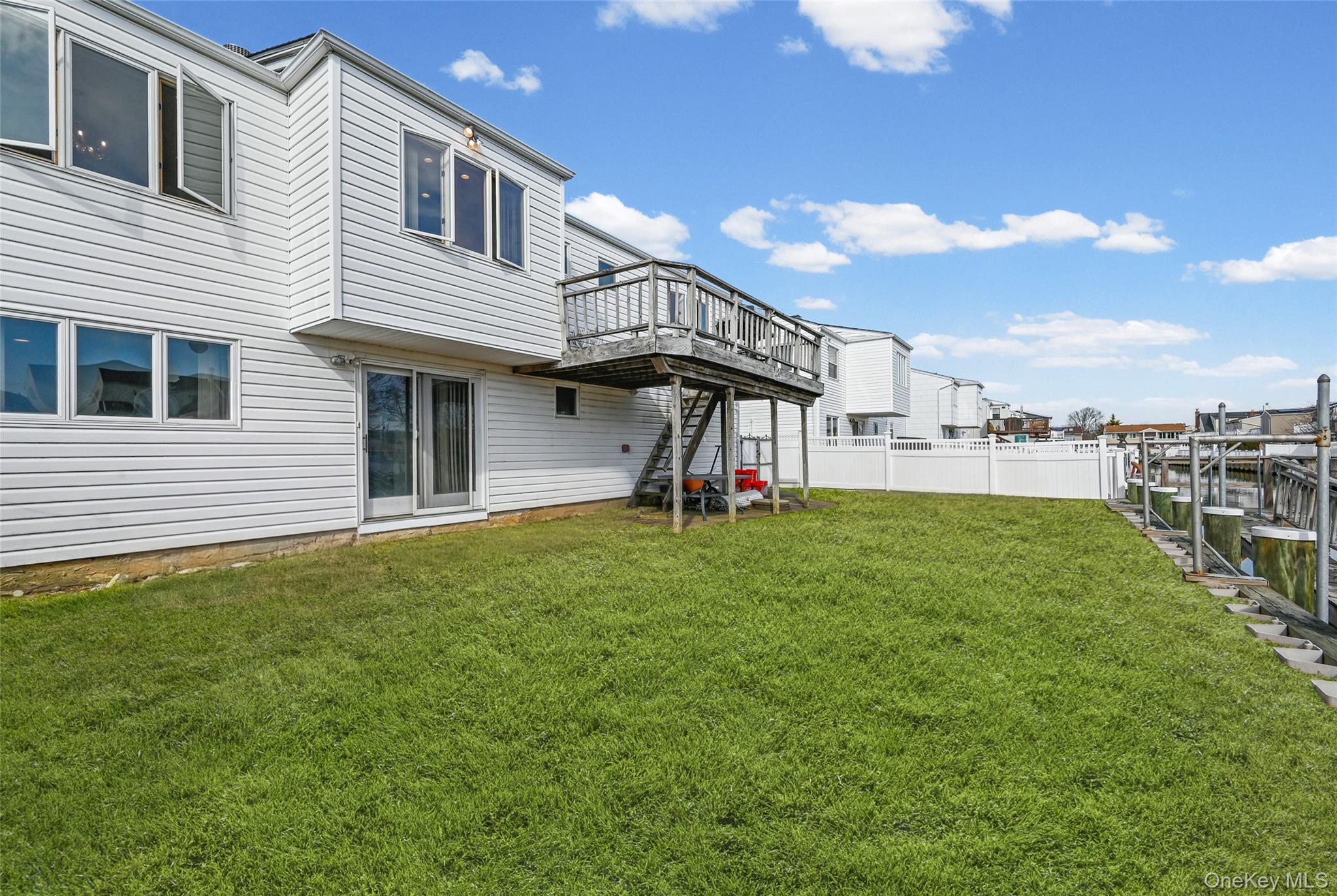 3727 Oceanside Road East Oceanside, NY 11572 - Photo 21 of 34