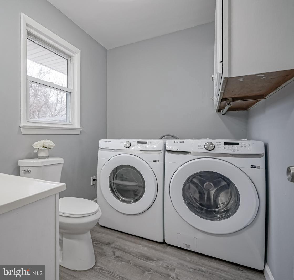 121 Eaton Road Pennsville, NJ 08070 - Photo 12 of 36 Half bath with laundry