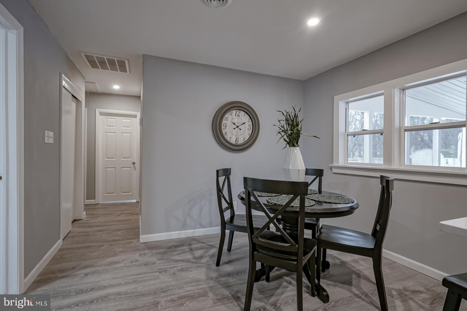 121 Eaton Road Pennsville, NJ 08070 - Photo 5 of 36 Dining area open to the kitchen