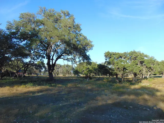 $995,000 | 969 Walter White Ranch Road, Leakey, TX 78873