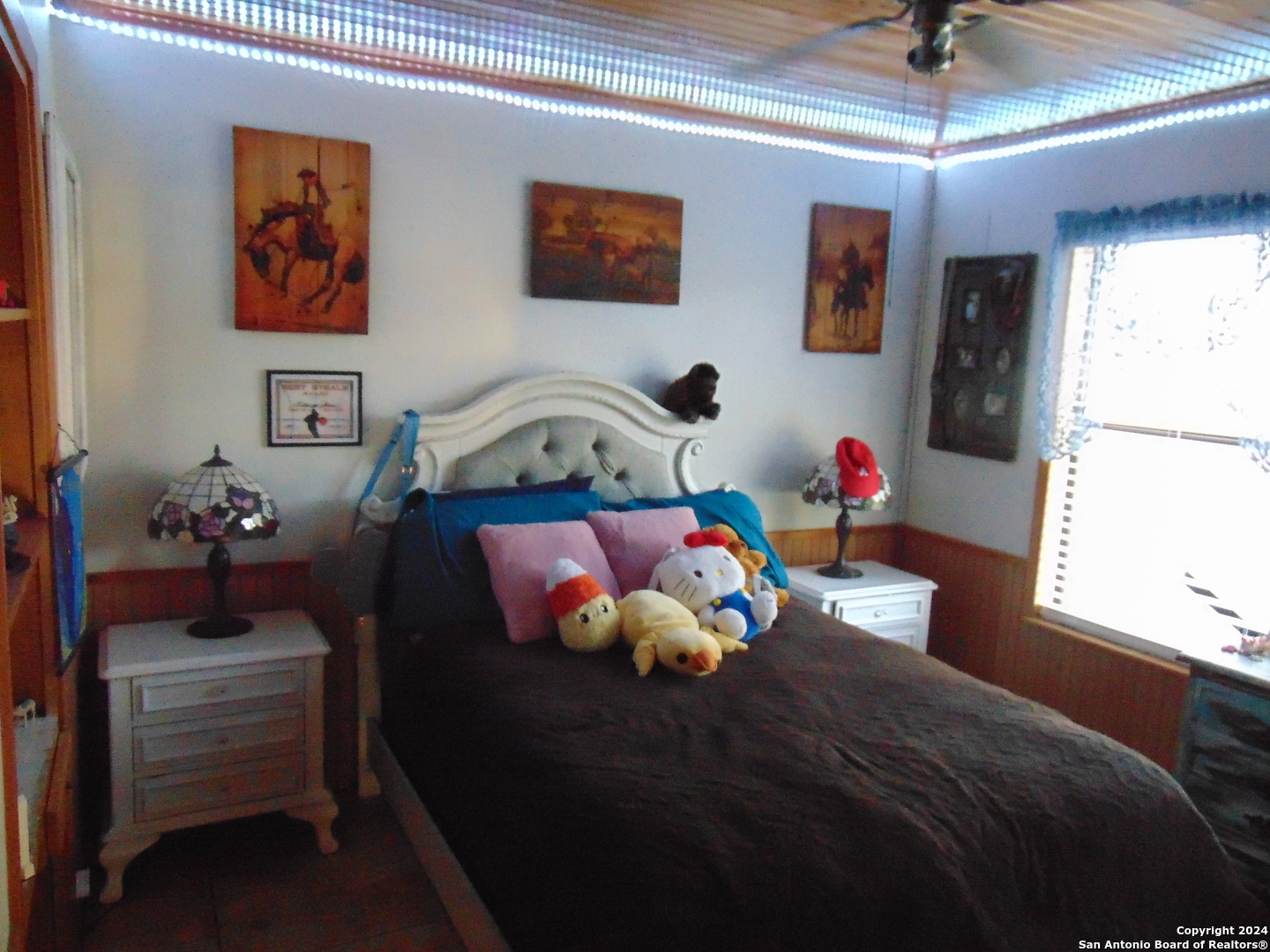 969 Walter White Ranch Road Leakey, TX 78873 - Photo 9 of 28