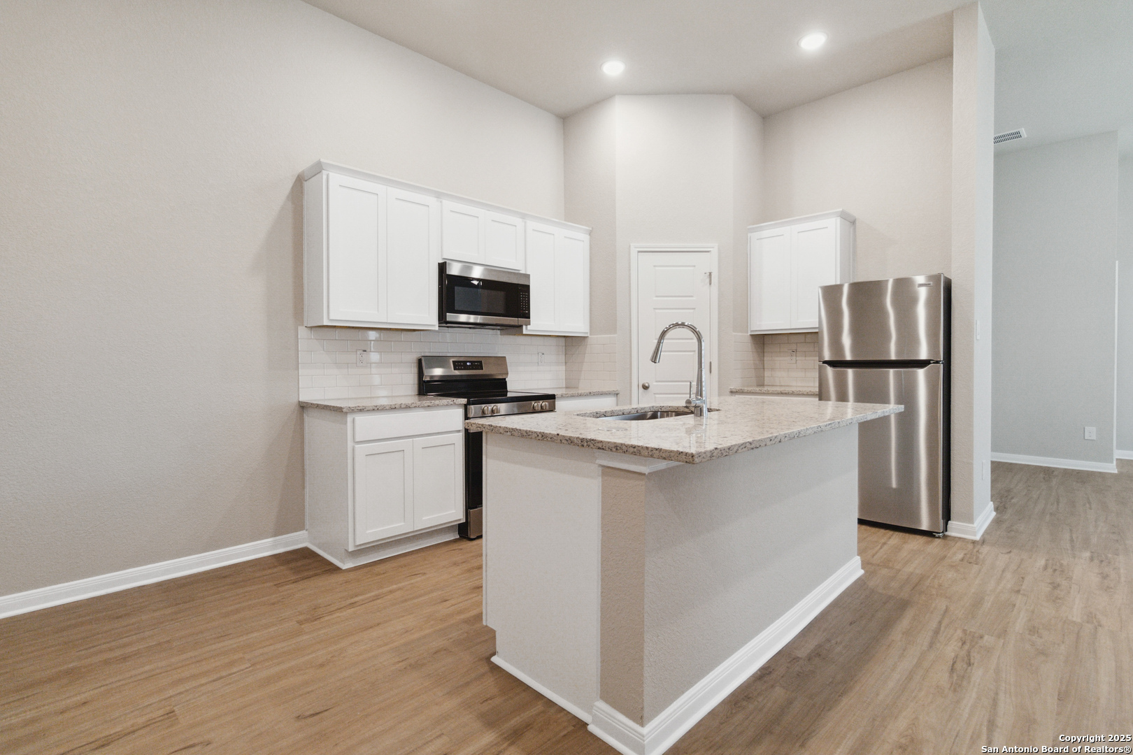 105 Gunner Road Buda, TX 78610 - Photo 12 of 30