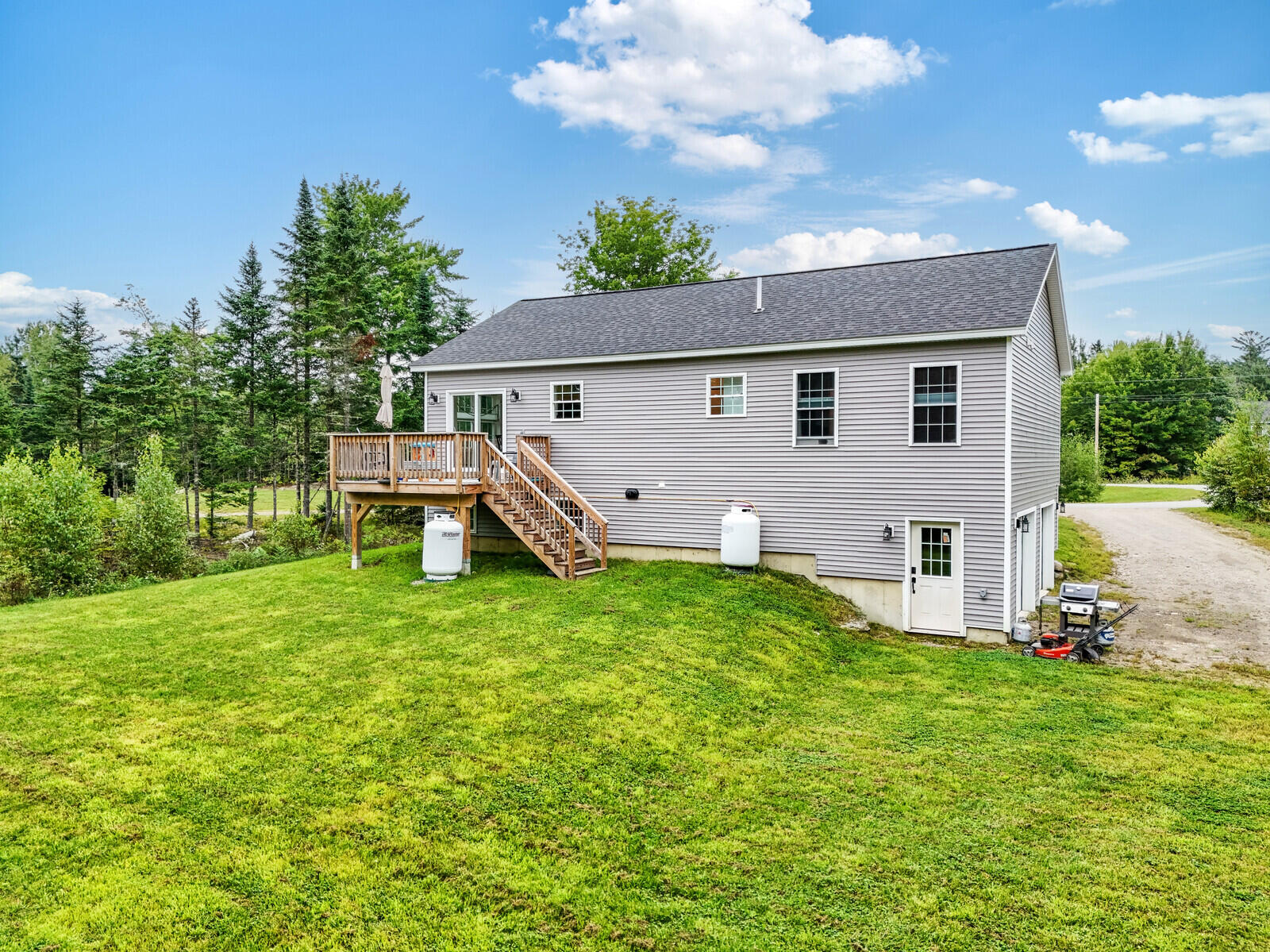 35 Rae Way Hampden, ME 04444 - Photo 5 of 60 45_DJI_20240819110615_0024_D_DxO_mls