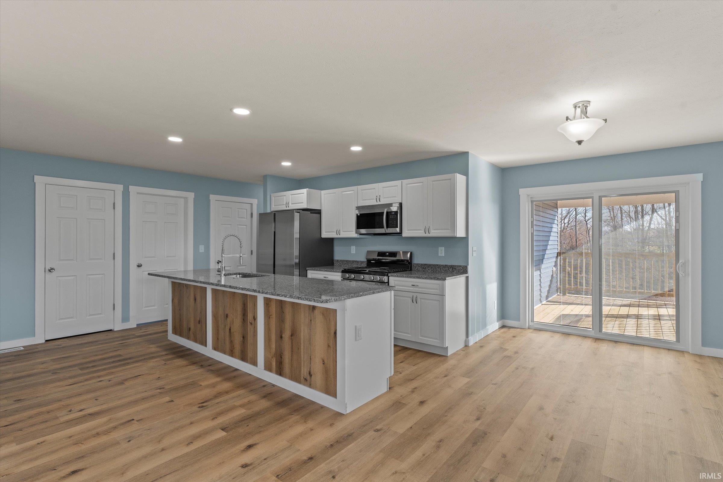 11858 Ridgeview Drive Plymouth, IN 46563 - Photo 17 of 35