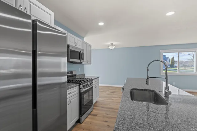 $414,900 | 11858 Ridgeview Drive, Plymouth, IN 46563