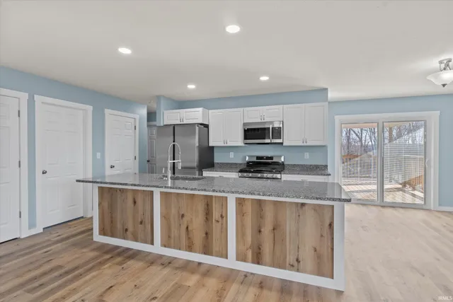 $414,900 | 11858 Ridgeview Drive, Plymouth, IN 46563