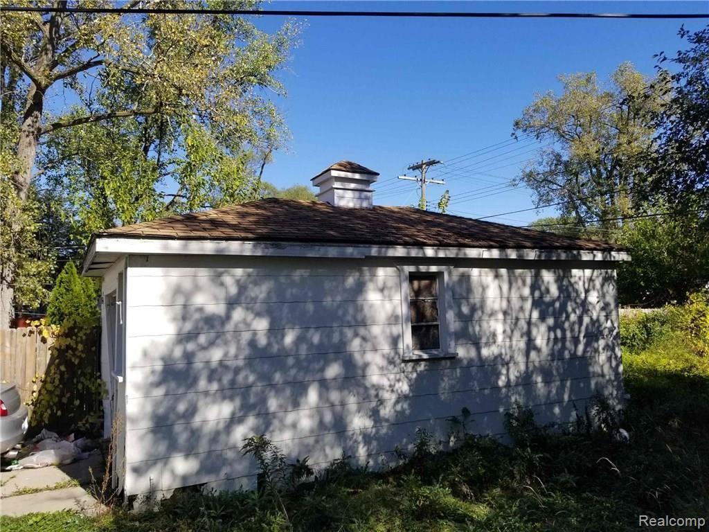 9270 Trinity Street Detroit, MI 48228 - Photo 4 of 5