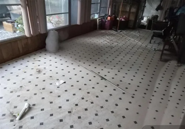 $95,000 | 2805 County Road 423, Lake Panasoffkee, FL 33538