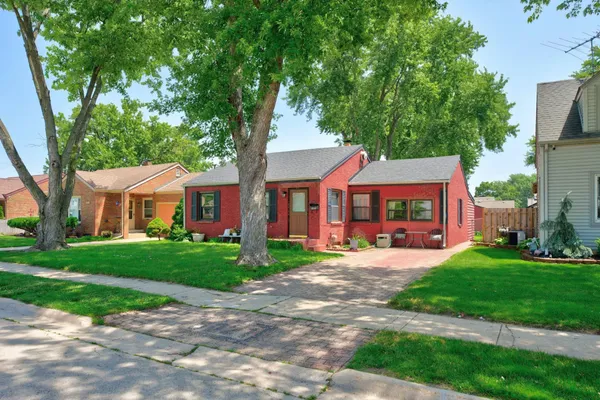 $189,900 | 5021 Arlington Street, Loves Park, IL 61111