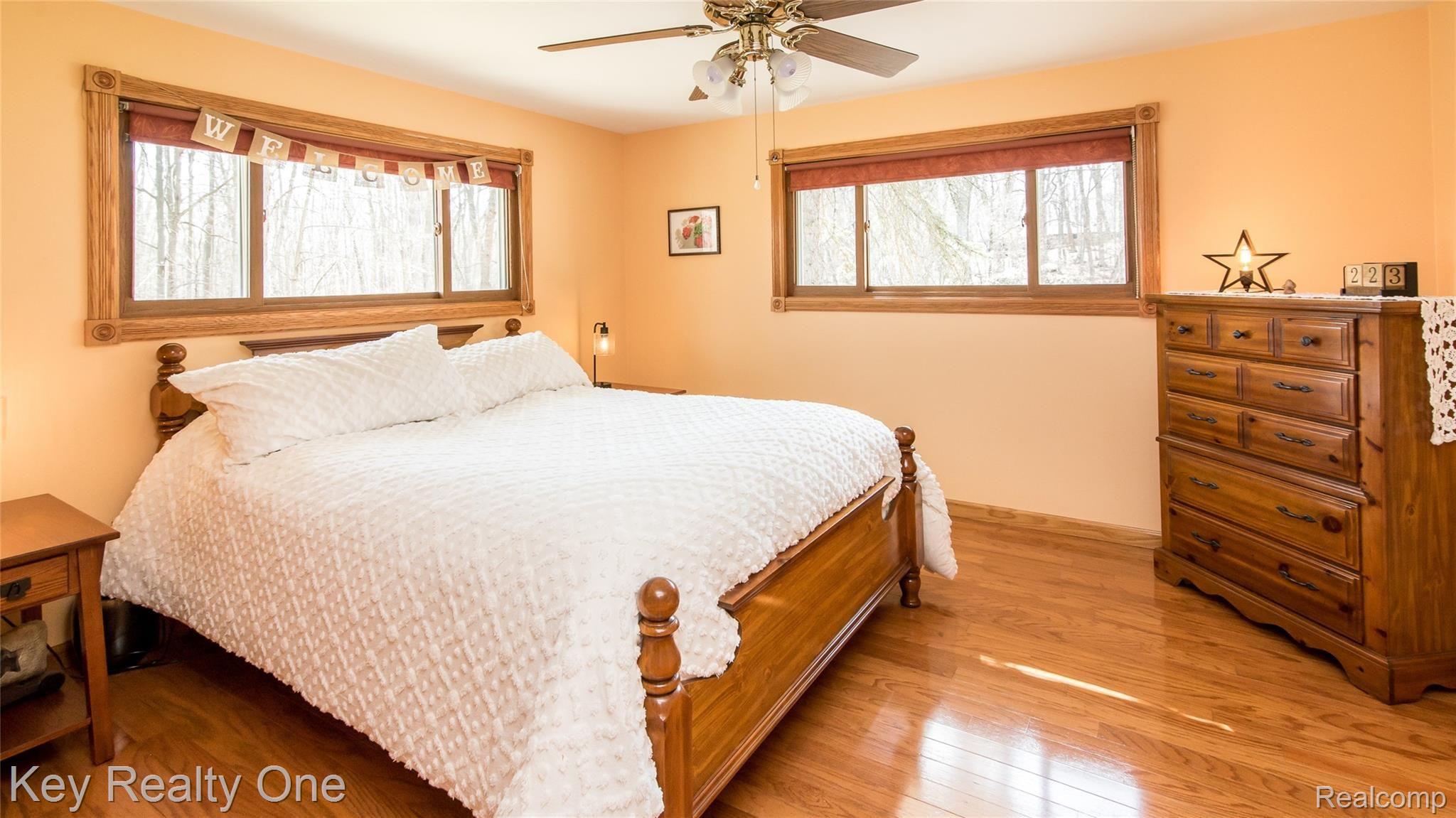 1177 Mill Valley Street Rochester, MI 48306 - Photo 22 of 28 071_54.jpg
