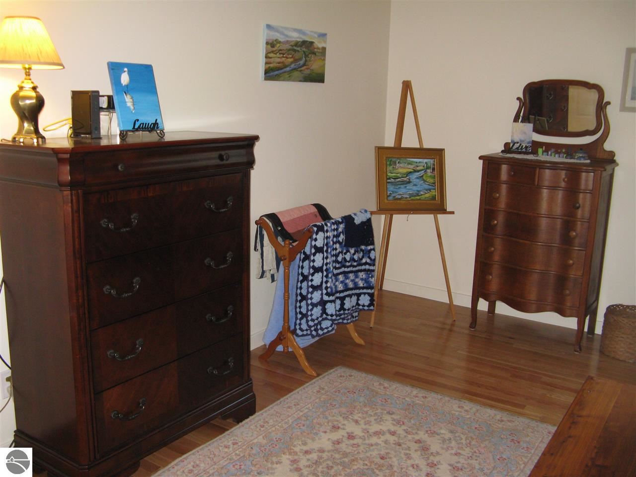 6475 Mission Ridge Traverse City, MI 49686 - Photo 17 of 23 1749735-16.JPG