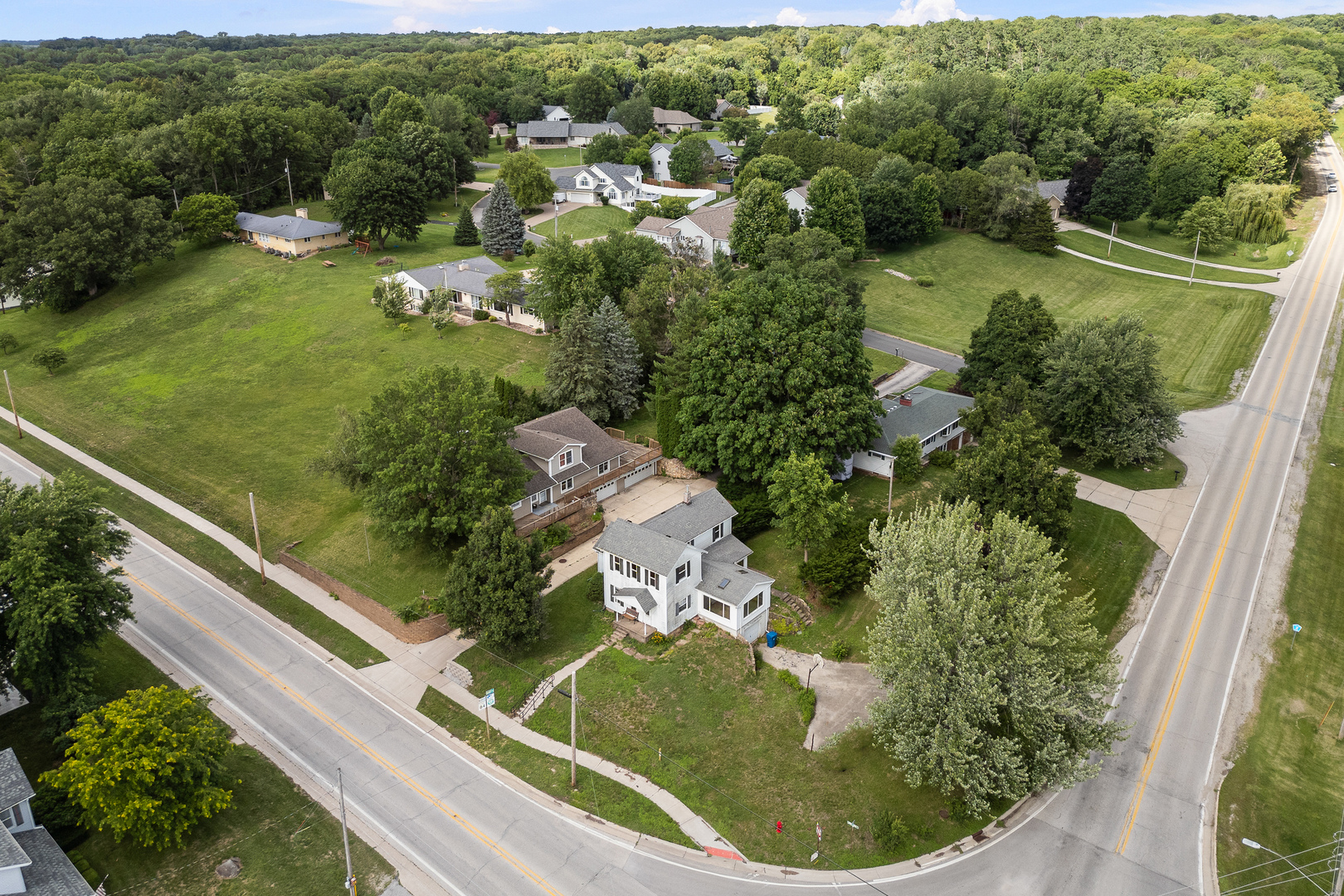 802 North High Street Port Byron, IL 61275 - Photo 2 of 43 an aerial view of a house with a yard