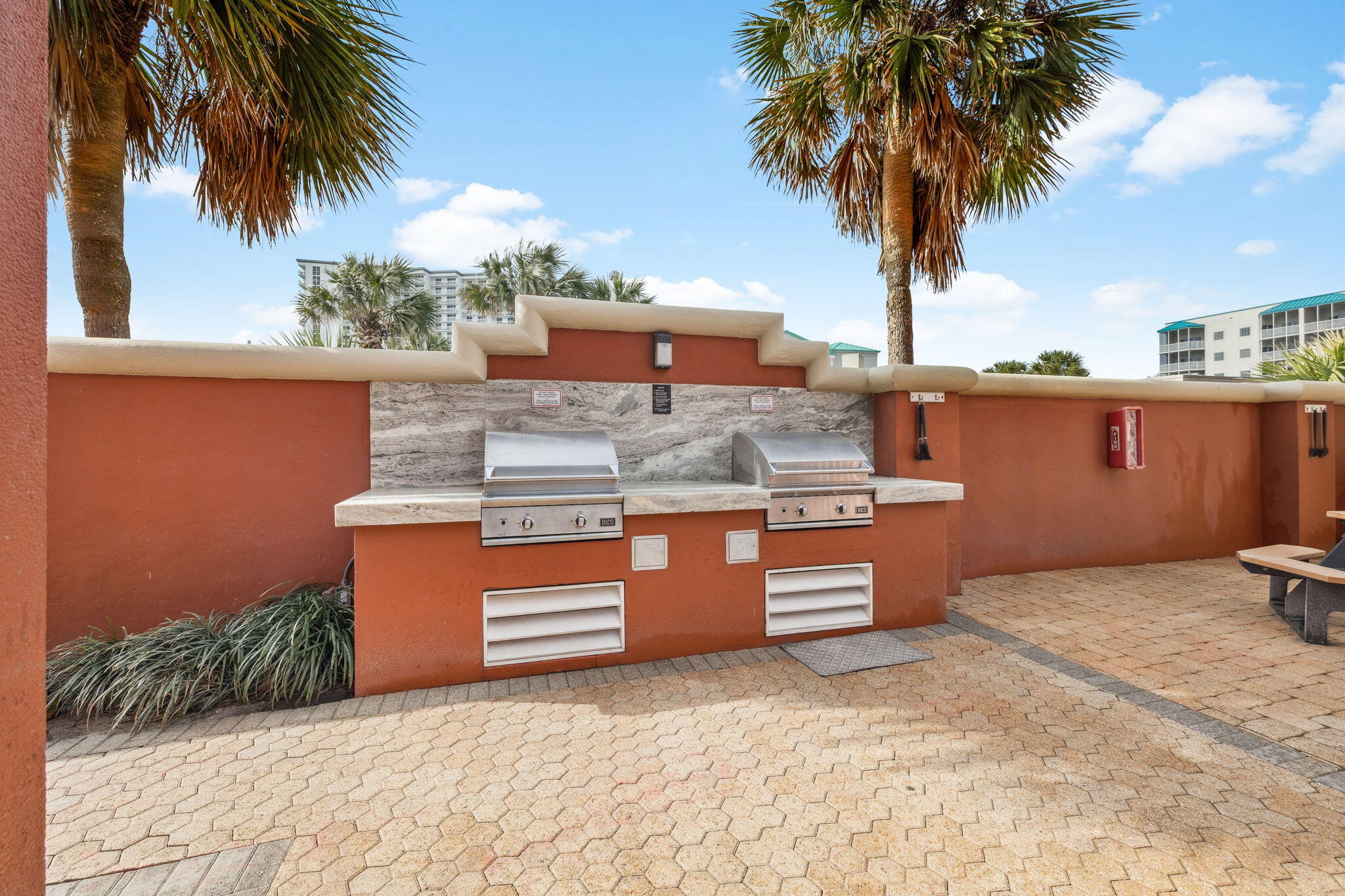 1008 Highway 98, Unit 31 Destin, FL 32541 - Photo 23 of 30 Grill Area