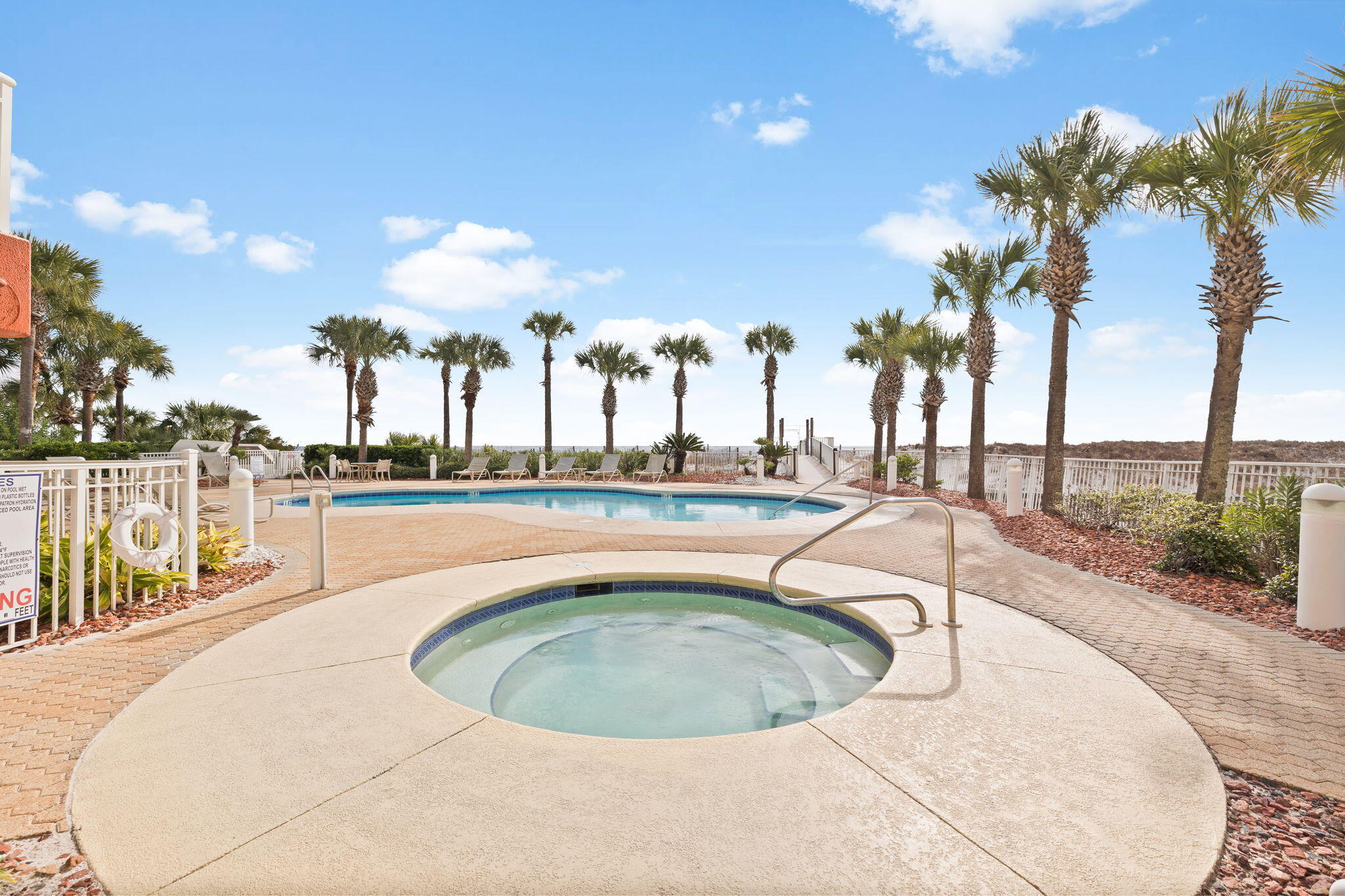 1008 Highway 98, Unit 31 Destin, FL 32541 - Photo 9 of 30 Hottub