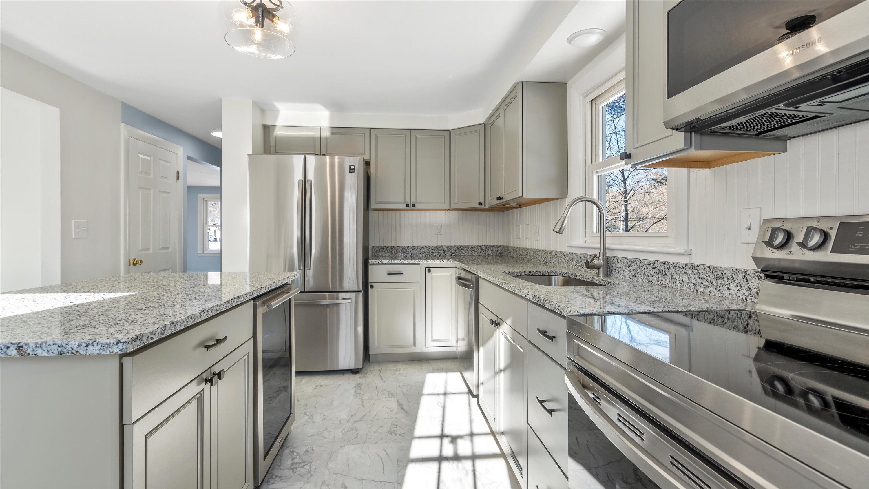 29 Malilly Road Portland, ME 04103 - Photo 12 of 38 12-DSC06540