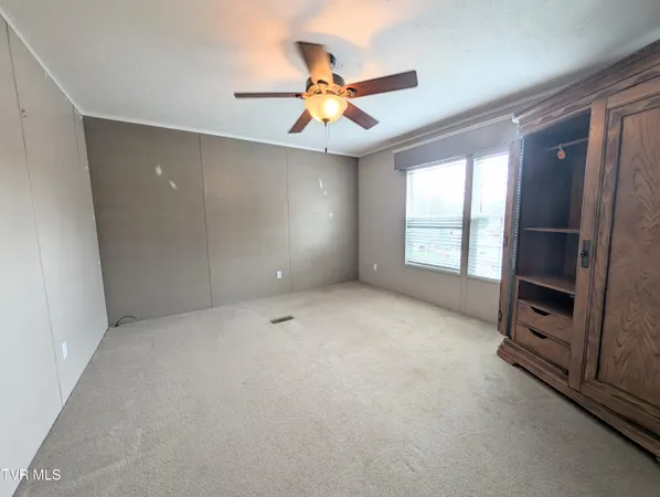 $122,000 | 129 Grandview Drive, Clintwood, VA 24228