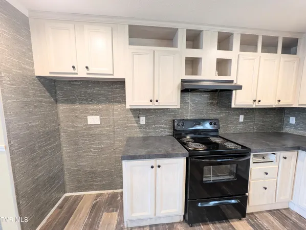 $122,000 | 129 Grandview Drive, Clintwood, VA 24228