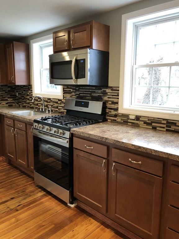 43 Miller Street Fall River, MA 02721 - Photo 4 of 34