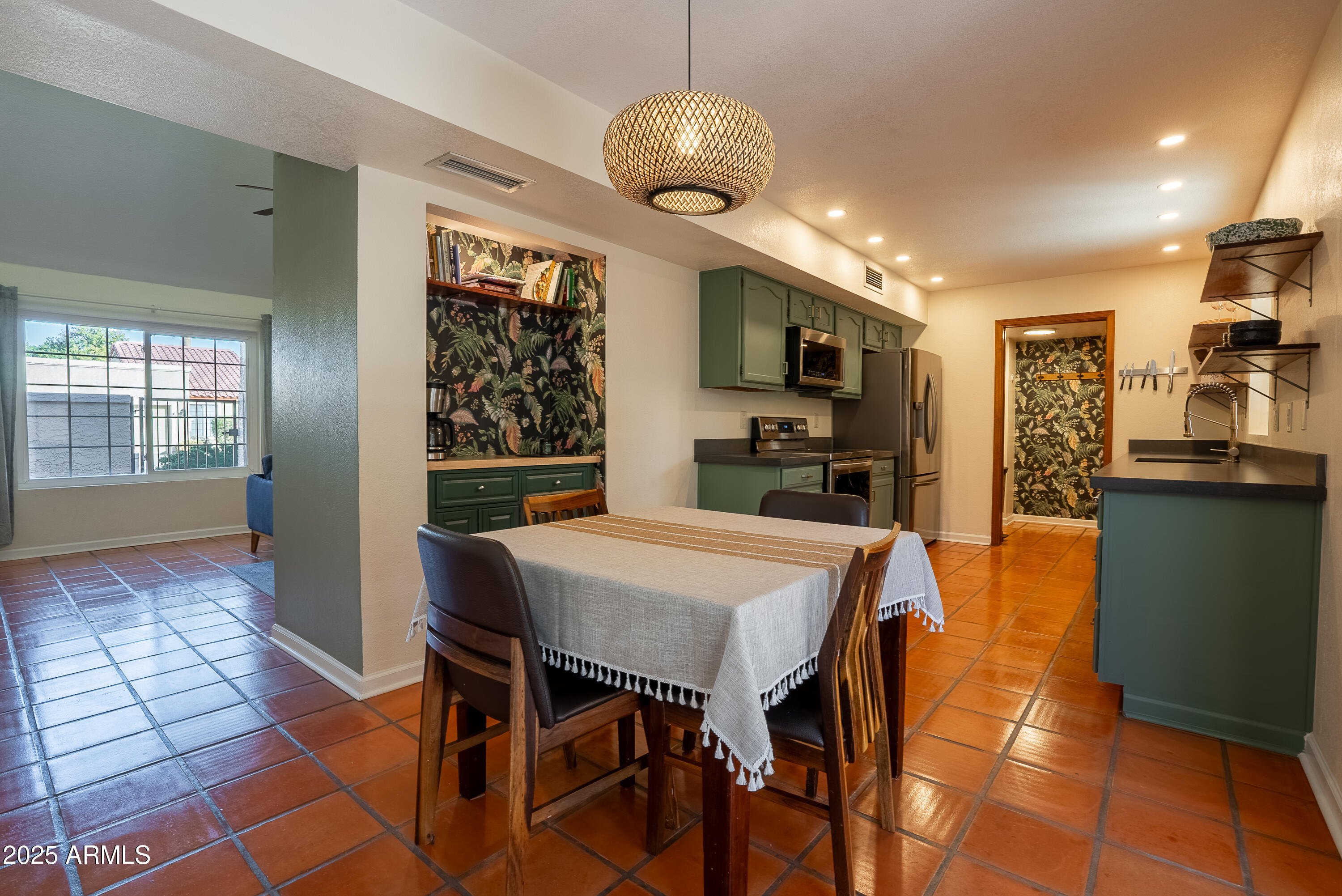 2848 East Brown Road, Unit 47 Mesa, AZ 85213 - Photo 12 of 35 DSC05607-HDR