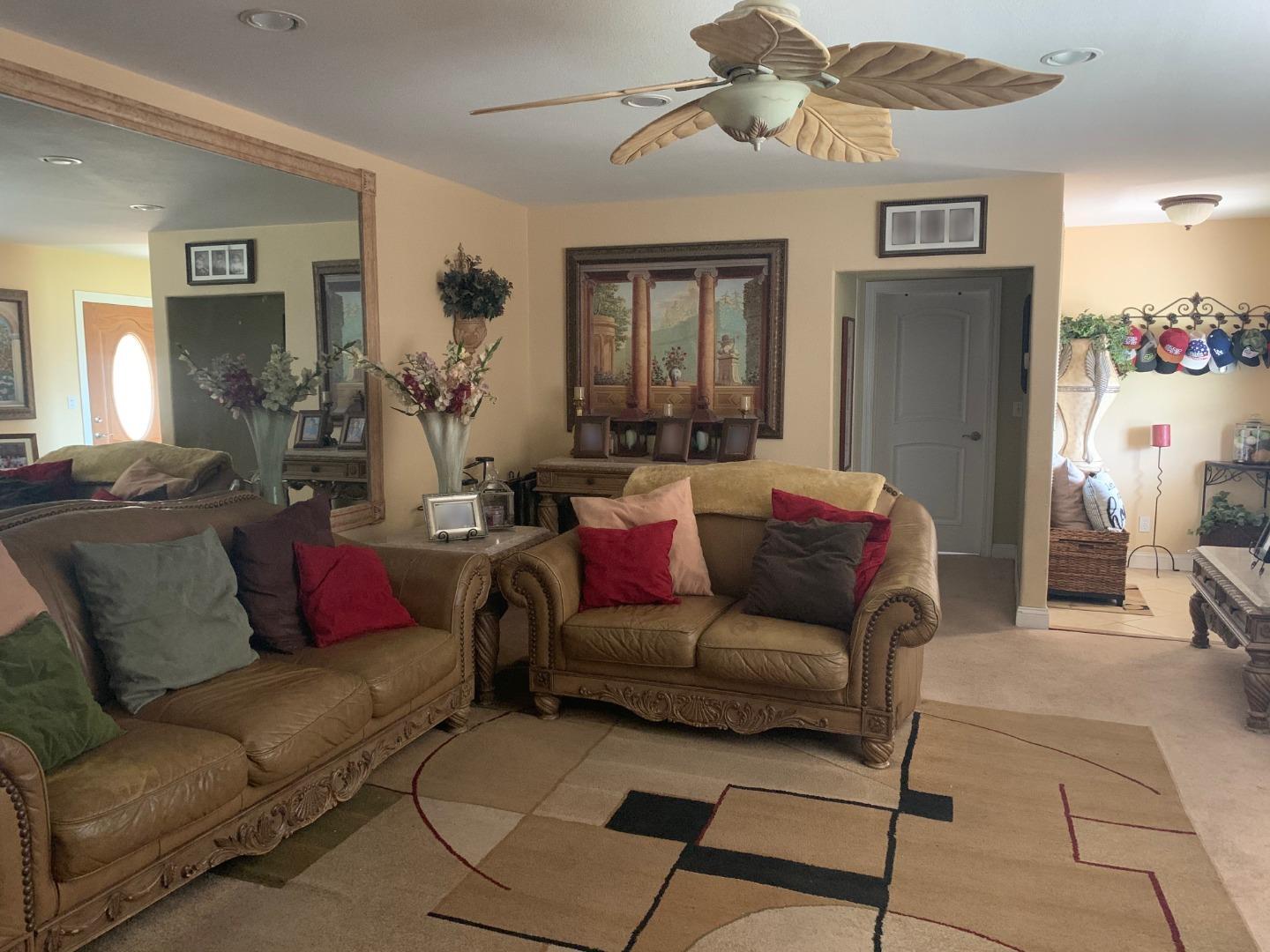 461 Soledad Street Soledad, CA 93960 - Photo 4 of 21 a living room with furniture and wooden floor