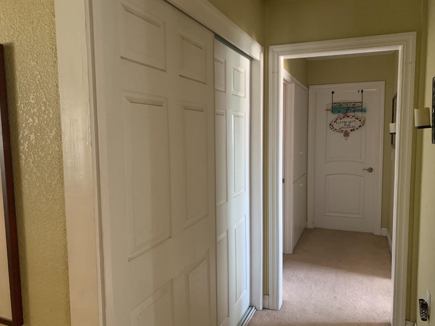 461 Soledad Street Soledad, CA 93960 - Photo 6 of 21 a view of a bathroom