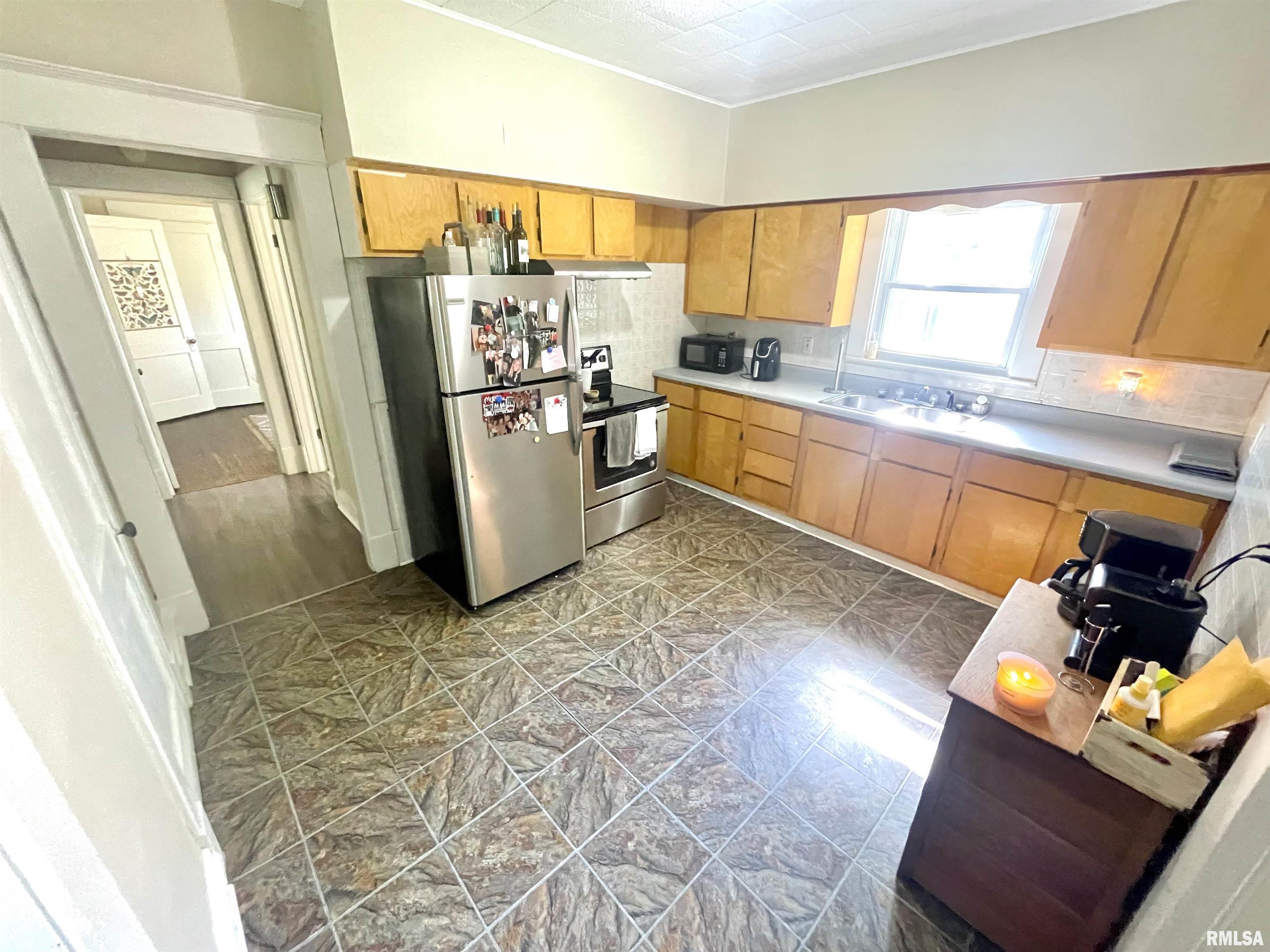 202 West 7th Street Flora, IL 62839 - Photo 35 of 50 Gallery Image 35