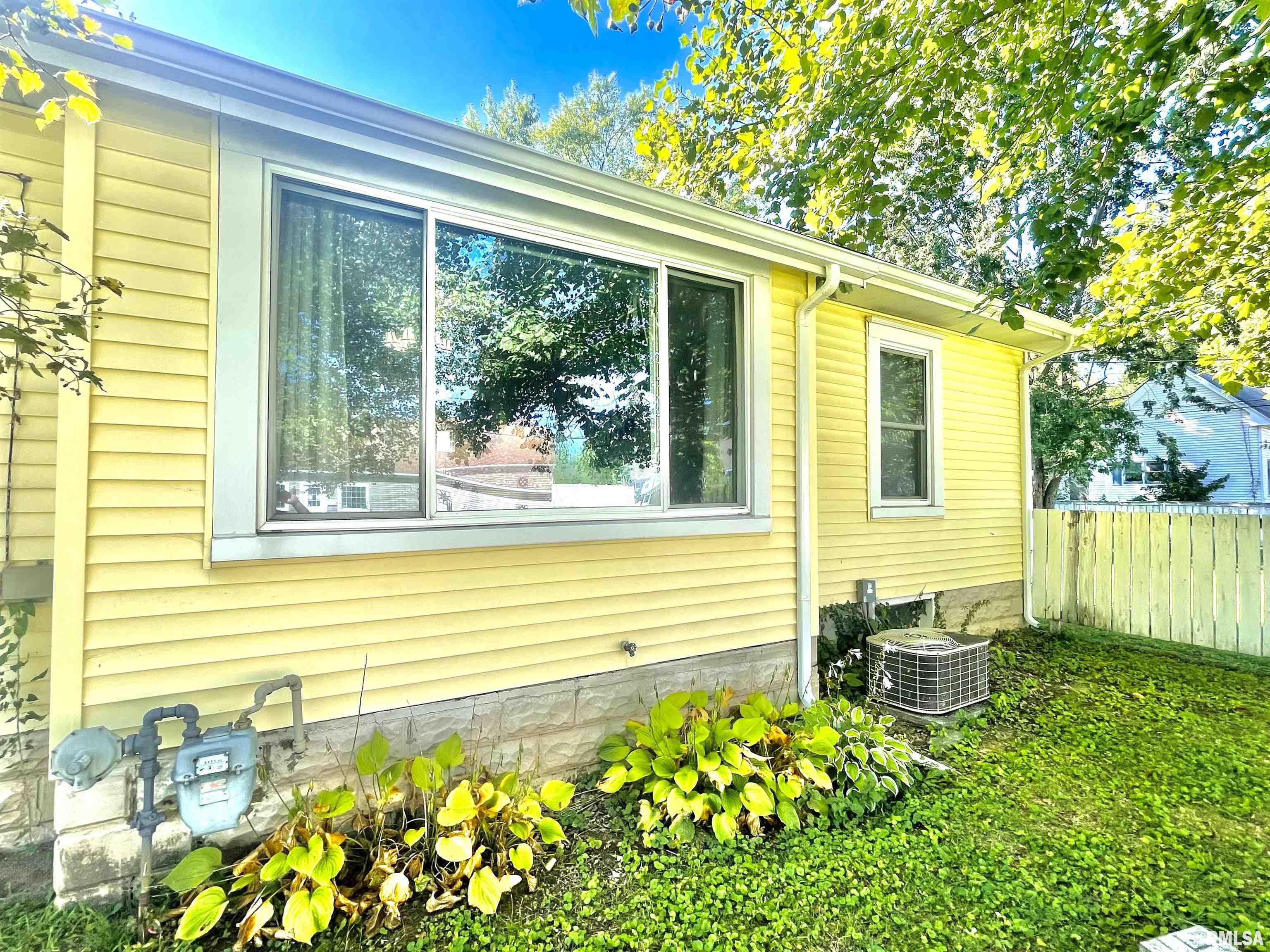 202 West 7th Street Flora, IL 62839 - Photo 43 of 50 Gallery Image 43