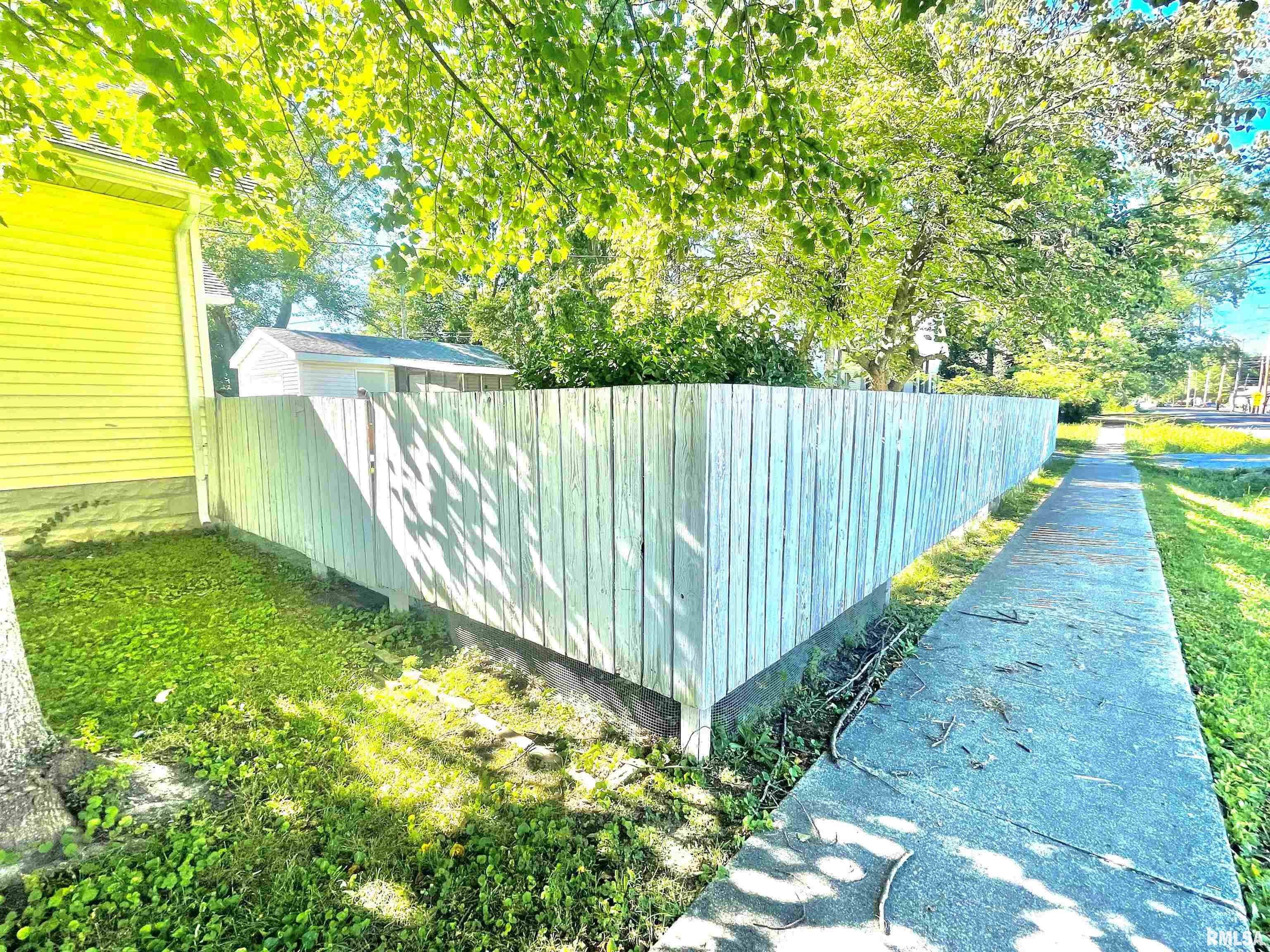 202 West 7th Street Flora, IL 62839 - Photo 44 of 50 Gallery Image 44