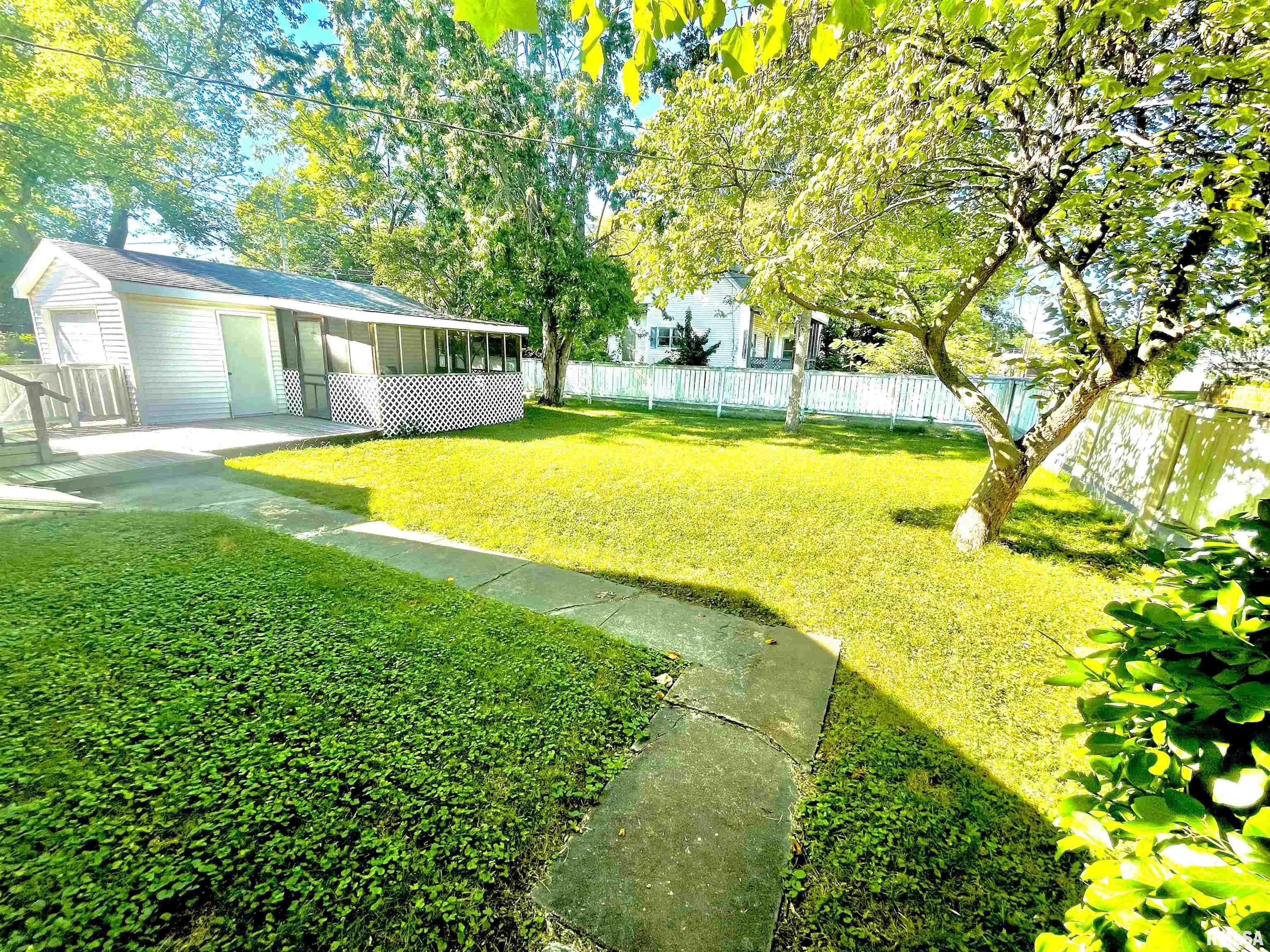 202 West 7th Street Flora, IL 62839 - Photo 45 of 50 Gallery Image 45