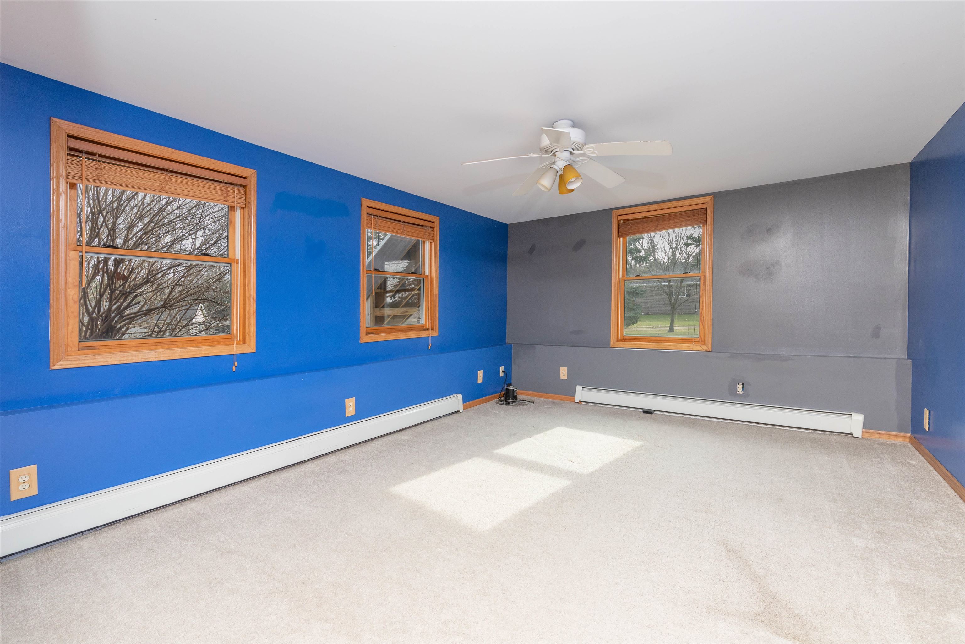 5178 Shattuck Road Belvidere, IL 61008 - Photo 23 of 46 a view of an empty room with a window