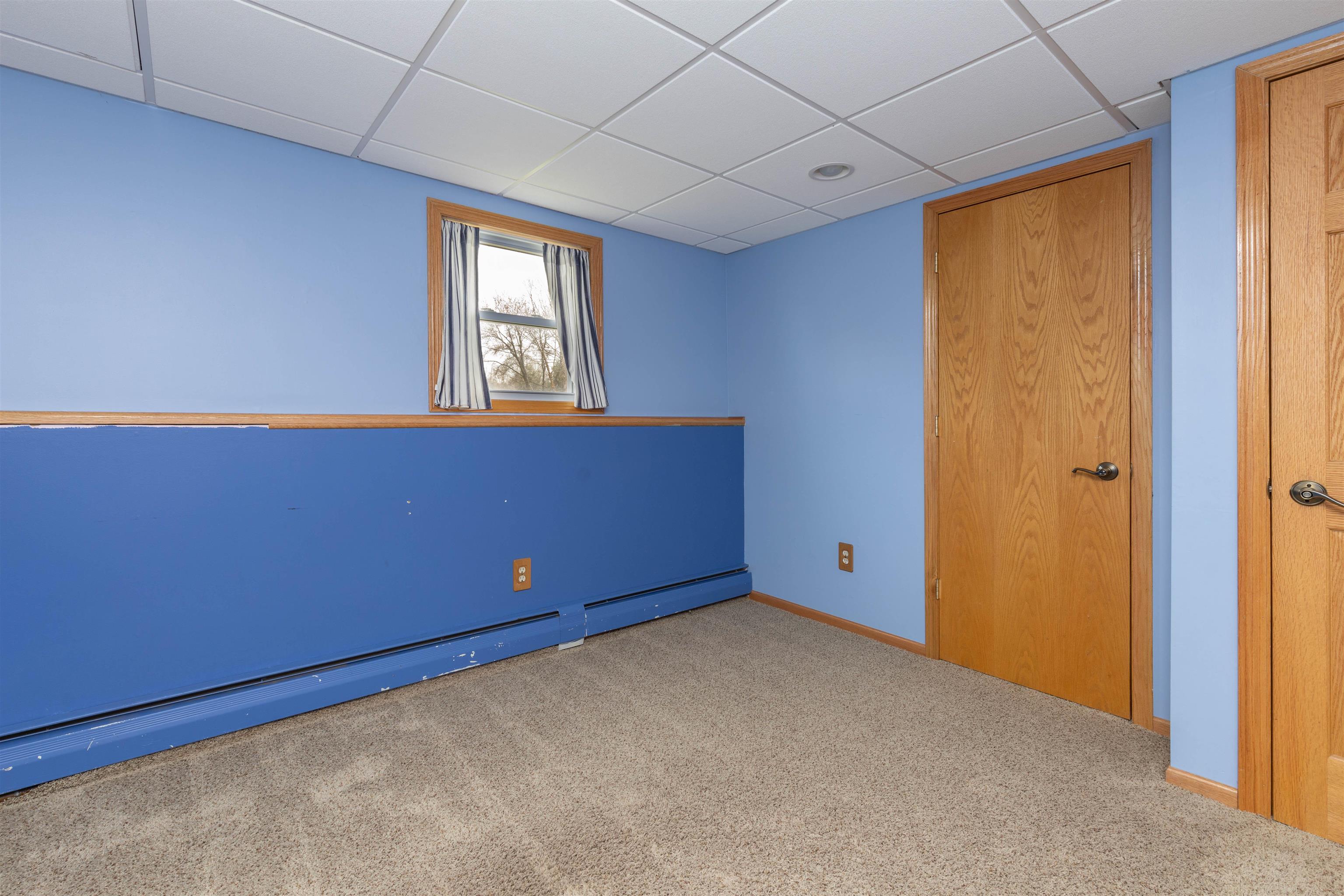 5178 Shattuck Road Belvidere, IL 61008 - Photo 30 of 46 a view of empty room with window