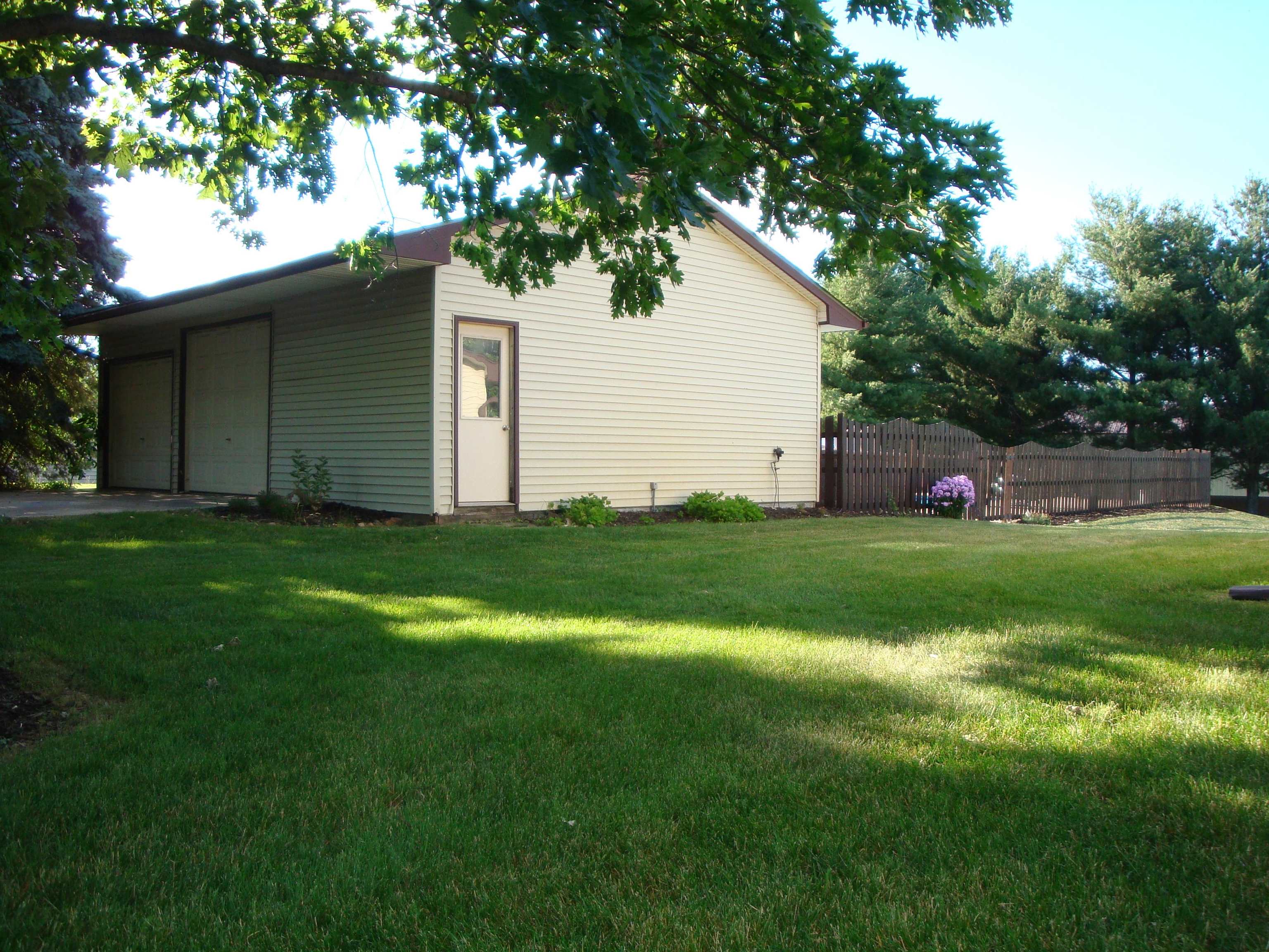 5178 Shattuck Road Belvidere, IL 61008 - Photo 4 of 46 a view of a house with backyard