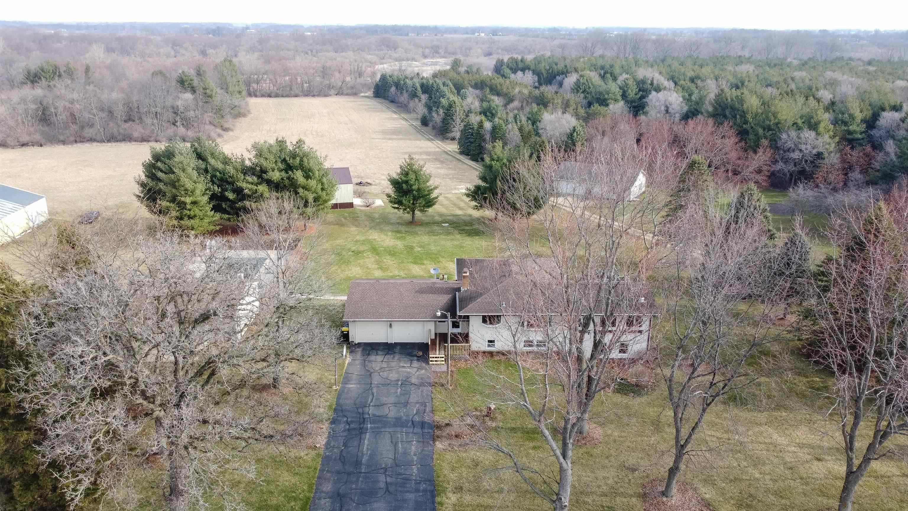 5178 Shattuck Road Belvidere, IL 61008 - Photo 6 of 46