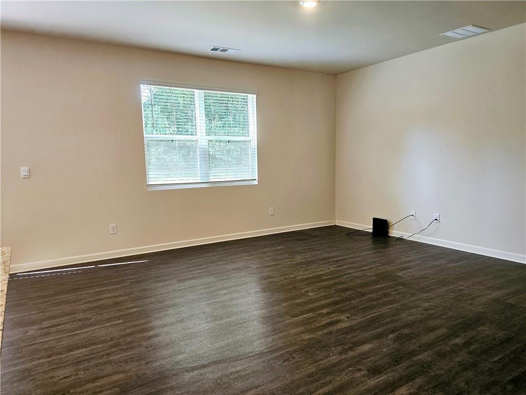 274 Walnut Grv Way Pendergrass, GA 30567 - Photo 11 of 32