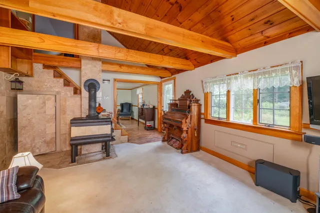 $299,900 | 14 Blt Lane, Farmingdale, ME 04344