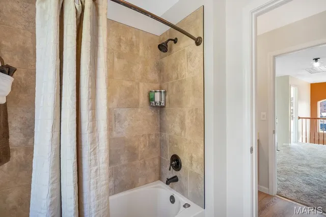 $699,900 | 365 Remington Way Drive, Ballwin, MO 63021