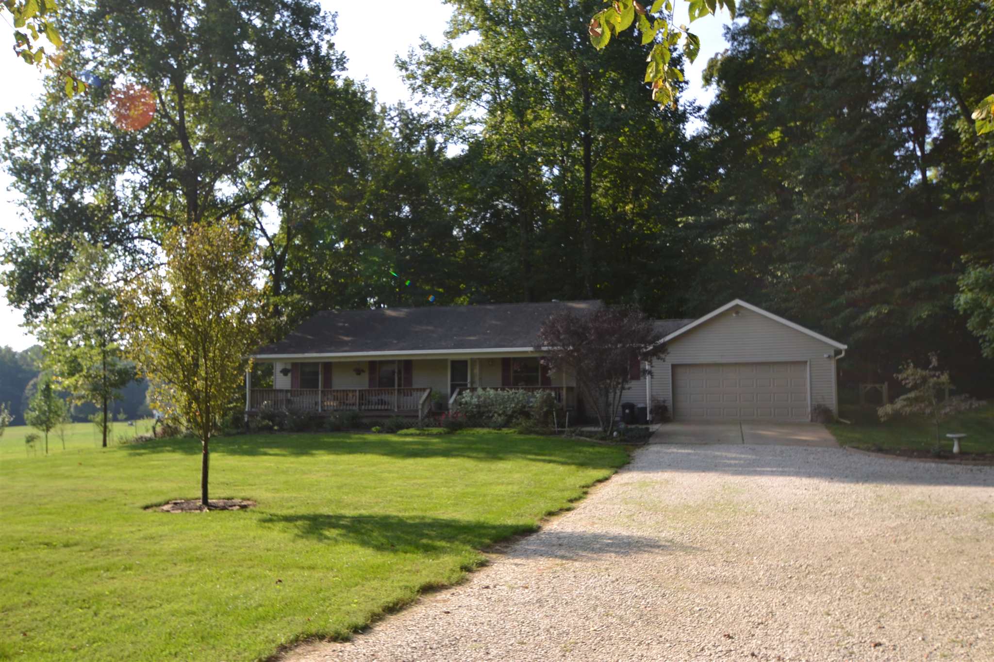 7325 West Ratliff Road Bloomington, IN 47404 - Photo 2 of 36