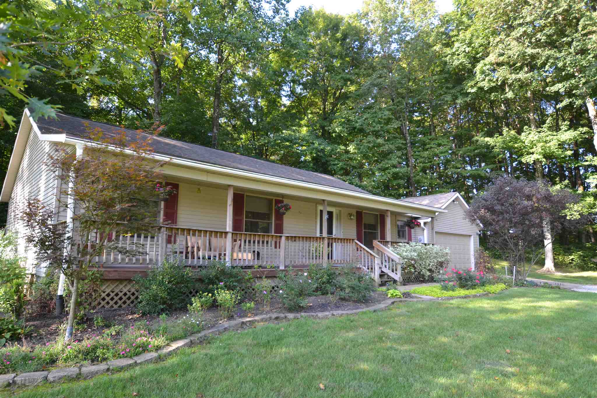 7325 West Ratliff Road Bloomington, IN 47404 - Photo 4 of 36