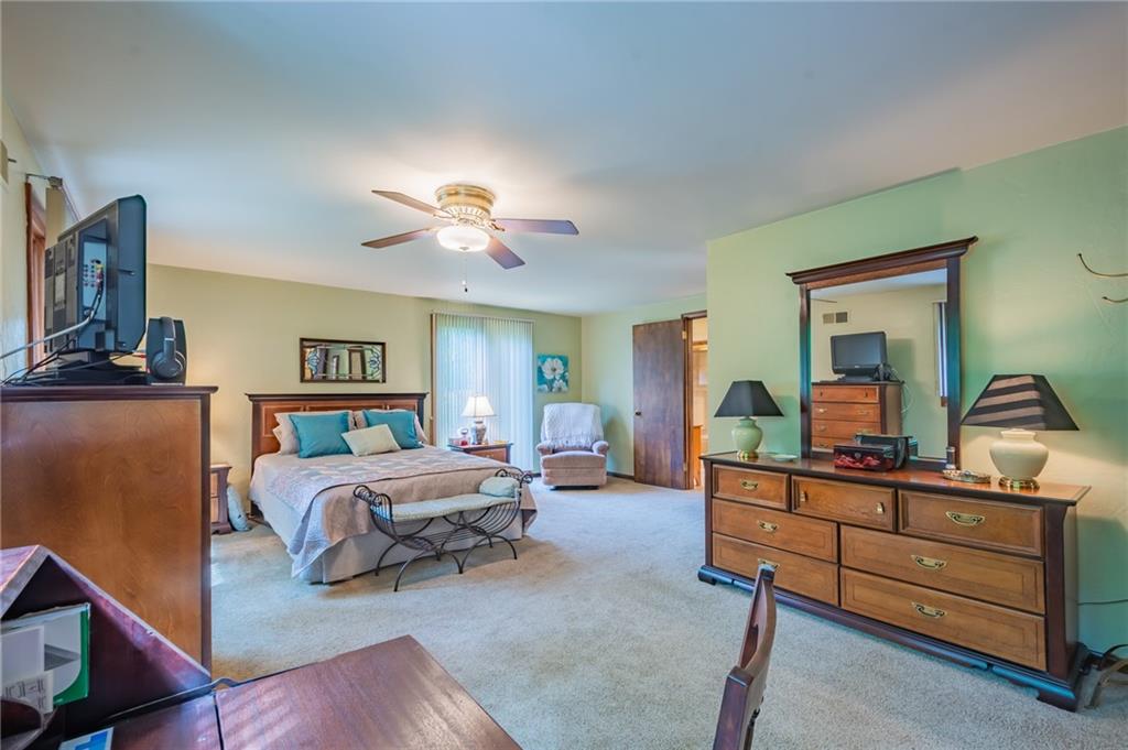 552 Harrogate Road Pittsburgh, PA 15241 - Photo 15 of 25 Gallery Image 15