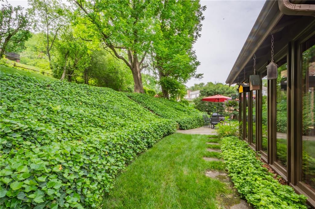 552 Harrogate Road Pittsburgh, PA 15241 - Photo 21 of 25 Gallery Image 21