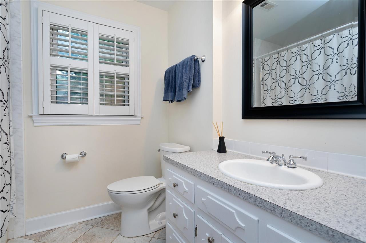 2201 West Charlotte Court Raleigh, NC 27607 - Photo 16 of 24 Photo 16