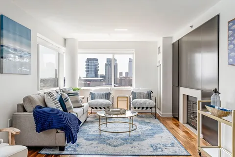 $1,850,000 | 8-12 Museum Way, Unit 2003, Cambridge, MA 02141