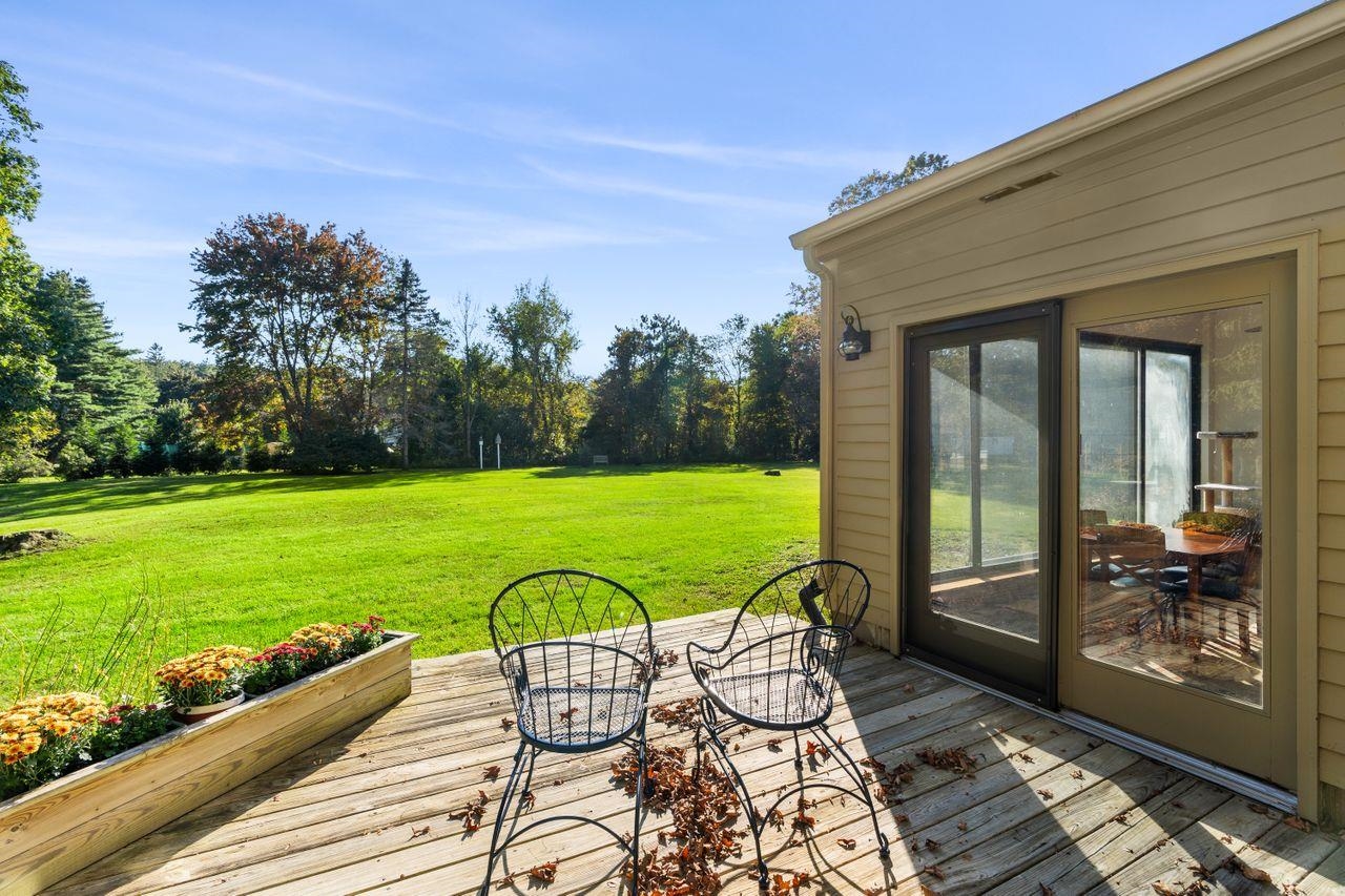 660 Exeter Road Hampton, NH 03842 - Photo 38 of 40