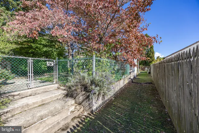 $339,900 | 264 Roberts Avenue, Conshohocken, PA 19428