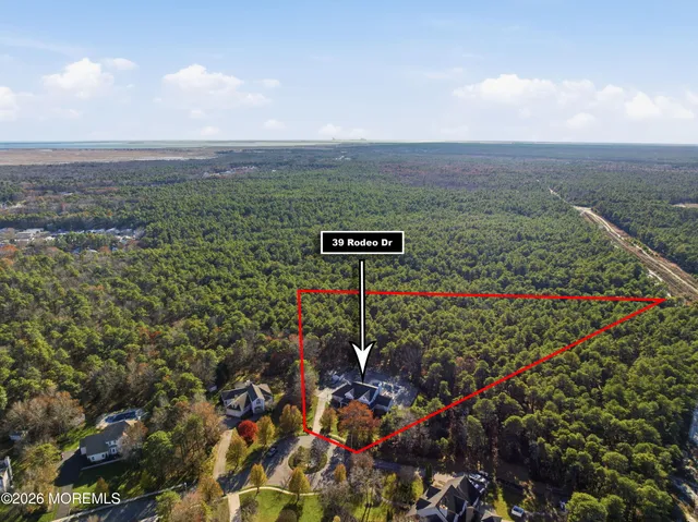 $1,100,000 | 39 Rodeo Drive, West Creek, NJ 08092