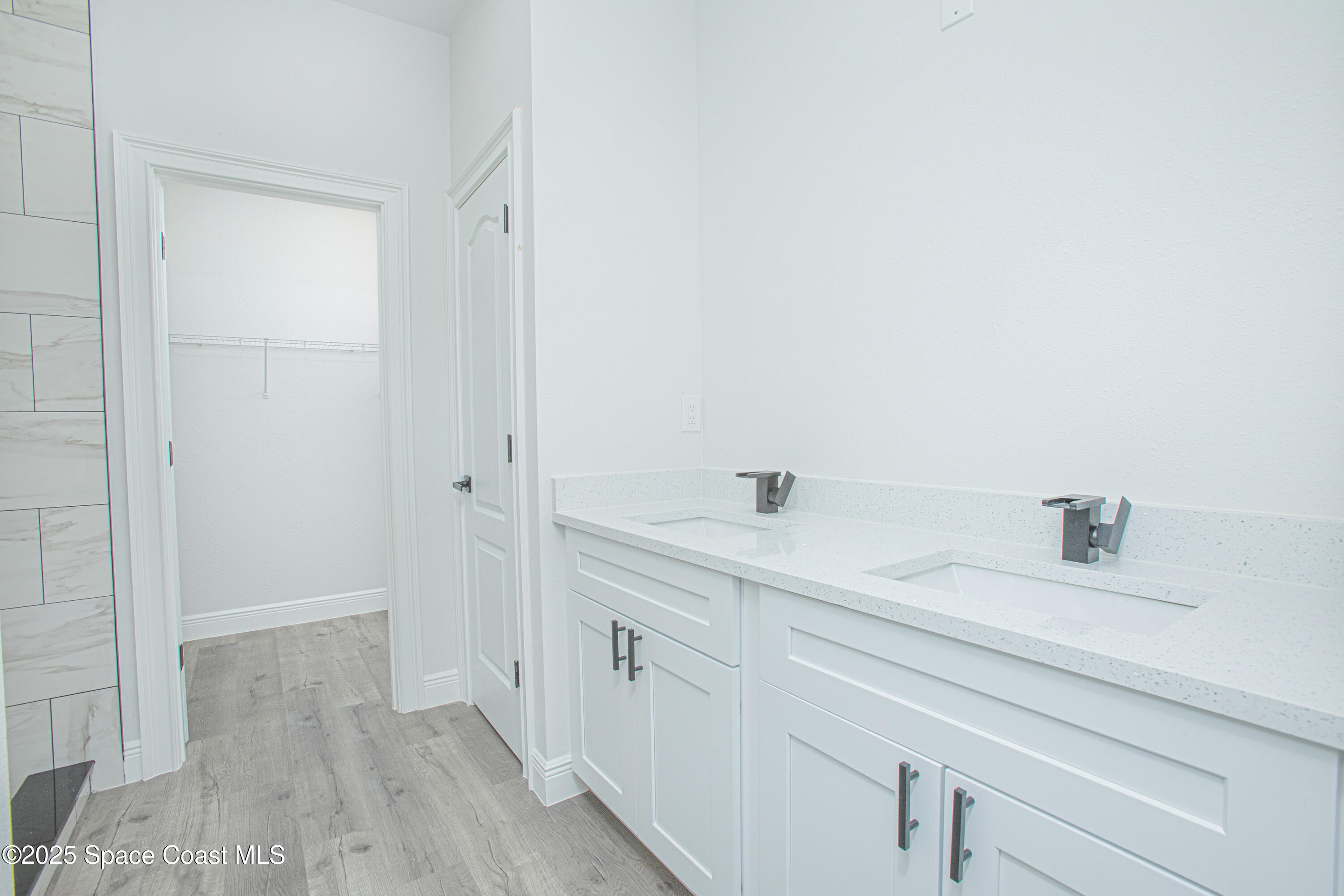 475 La Coco Street Southwest Palm Bay, FL 32908 - Photo 23 of 28 475-LaCocoStSW-Interior-9