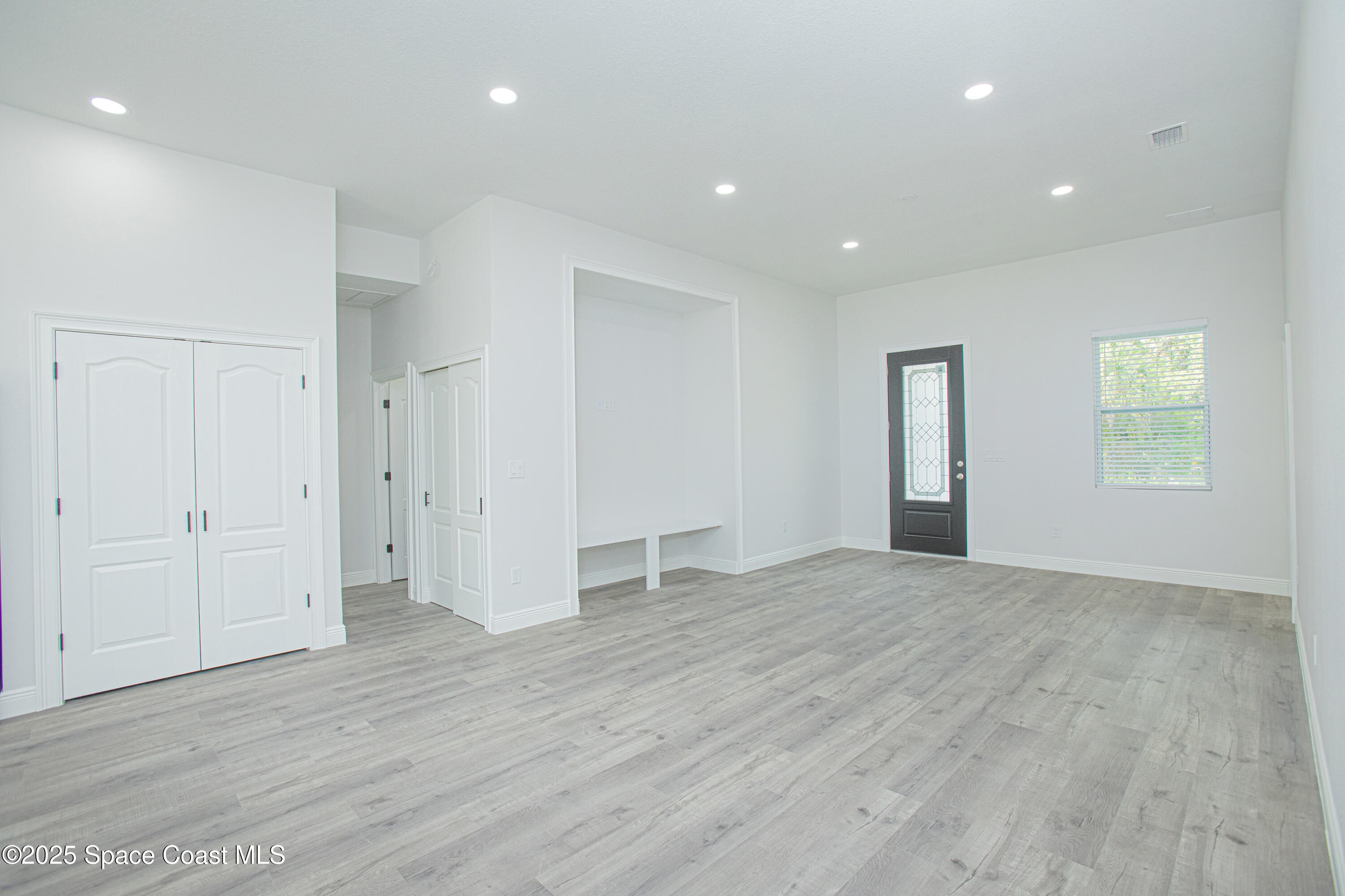 475 La Coco Street Southwest Palm Bay, FL 32908 - Photo 8 of 28 475-LaCocoStSW-Interior-2