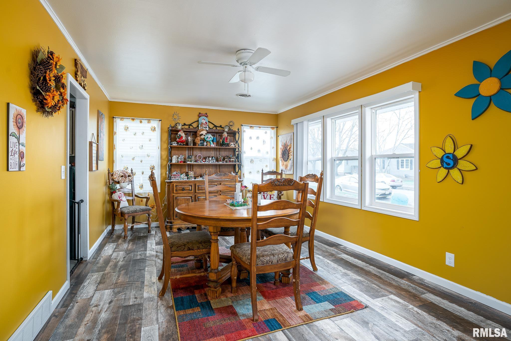 2351 Chancy Street Clinton, IA 52732 - Photo 2 of 15 Gallery Image 2
