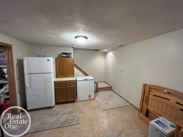35784 Rockingham Drive New Baltimore, MI 48047 - Photo 39 of 44