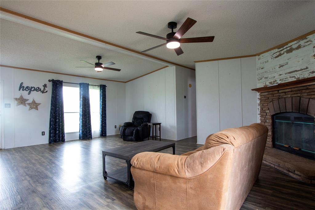 11224 Foothill Drive Venus, TX 76084 - Photo 4 of 14